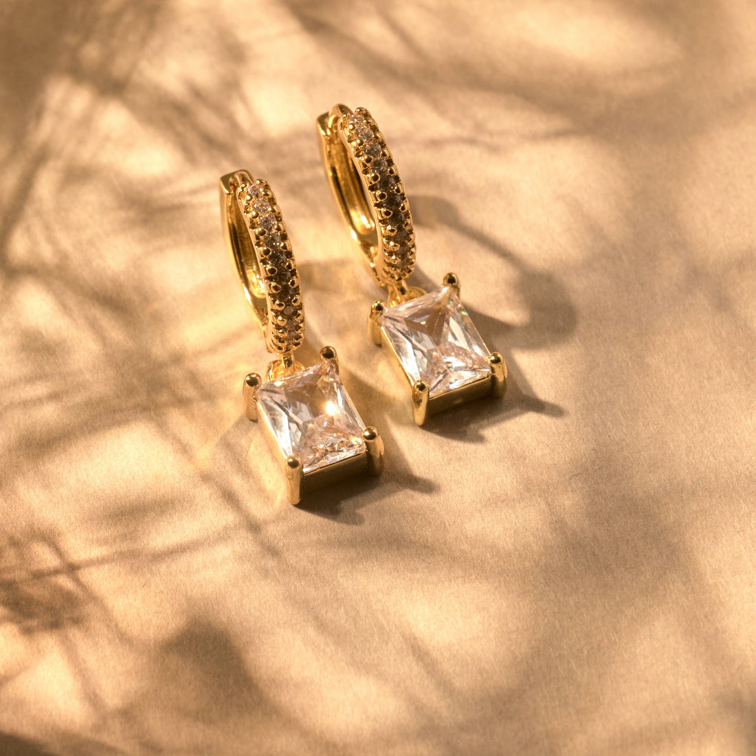 Emerald smooth Premium Earrings