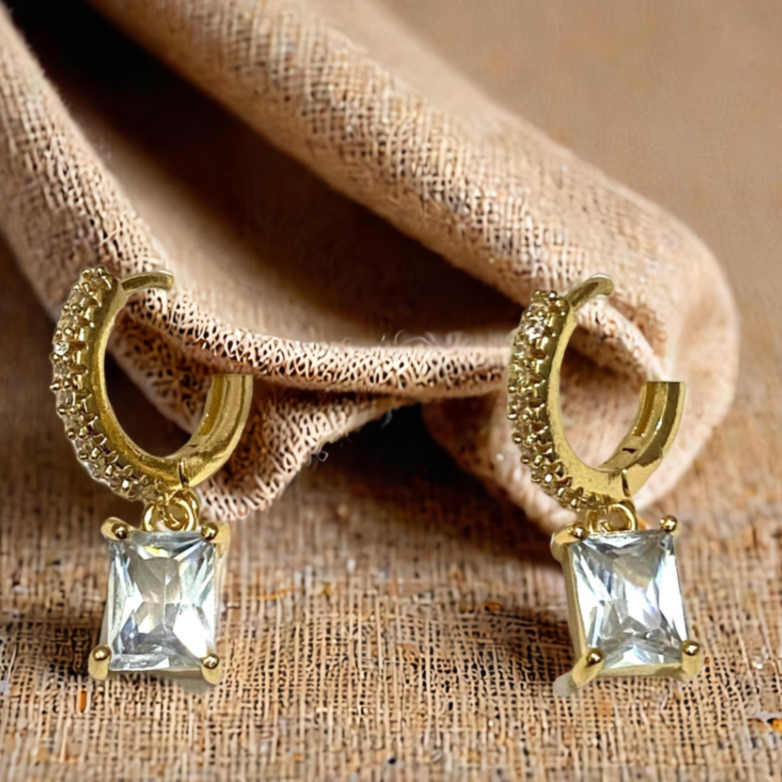 Emerald smooth Premium Earrings