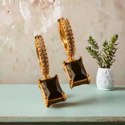 Emerald Bloom Black Earring