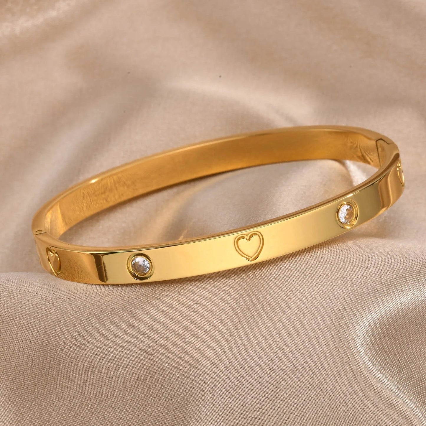 Regal Glow Bracelet
