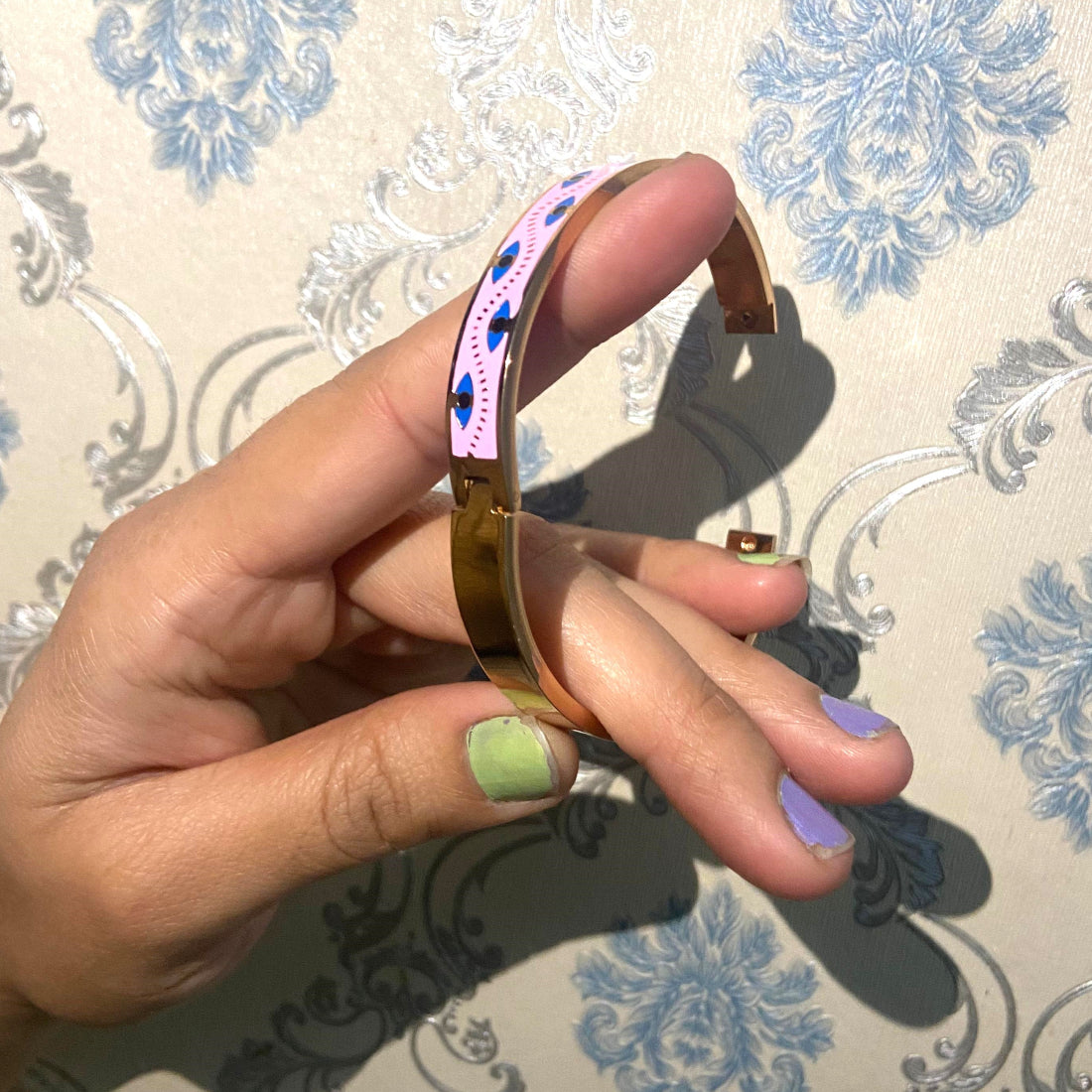 Pure Loop Bracelet