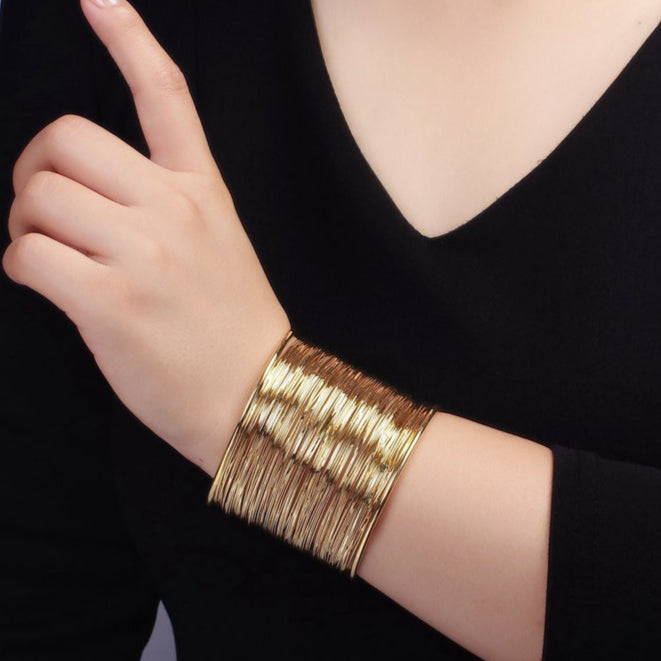 Shadow Play Mesh Bracelet