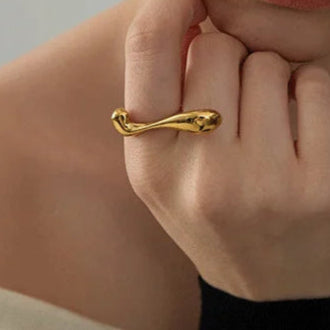 Opulent Band Women's Ring